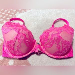 Victorias Secret 34DD Body By Victoria Lined Perfect Coverage